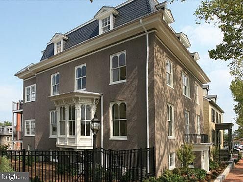 1st image of 37 S Prospect St #101