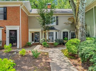 87 Mount Vernon Cir, Sandy Springs, GA 30338