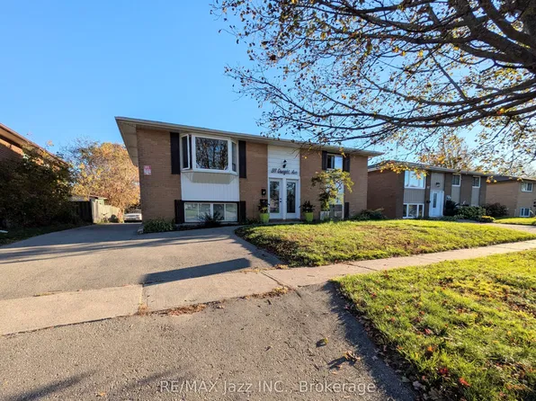 311 Dwight Ave #2, Oshawa, ON L1J 1K8