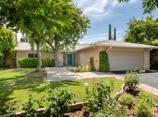 5435 Ruthwood Dr, Calabasas, CA 91302