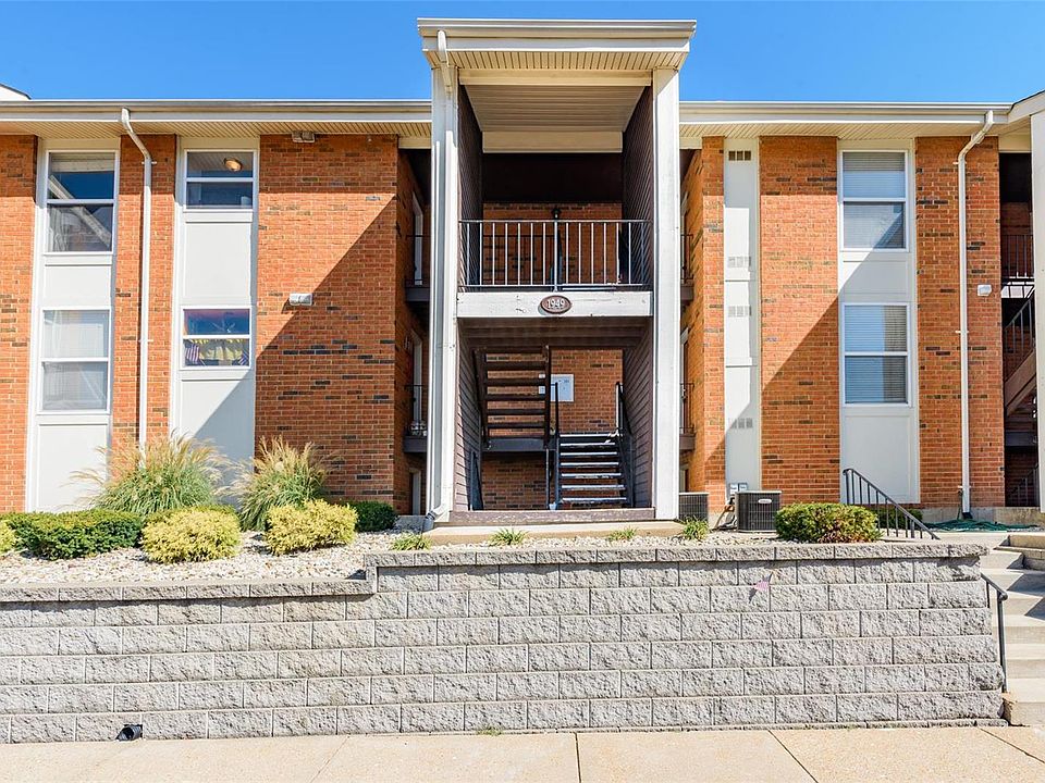 1949 Hunting Lake Ct APT 203, Saint Louis, MO 63122 Zillow