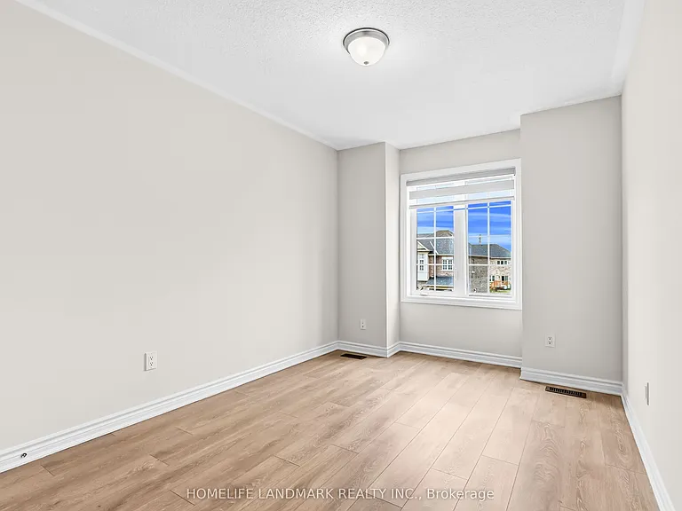 21 Sapphire Way — Photo 32