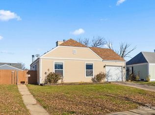 44 Afton Dr, Montgomery, IL 60538