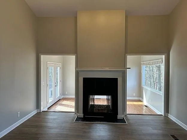 3492 Point View Cir — Photo 38