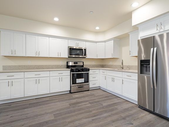 3rd image of 20712 S Western Ave #2