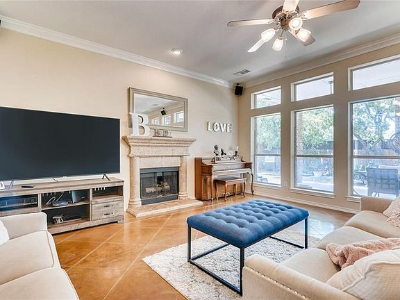 3rd image of 2507 Chambray Ln