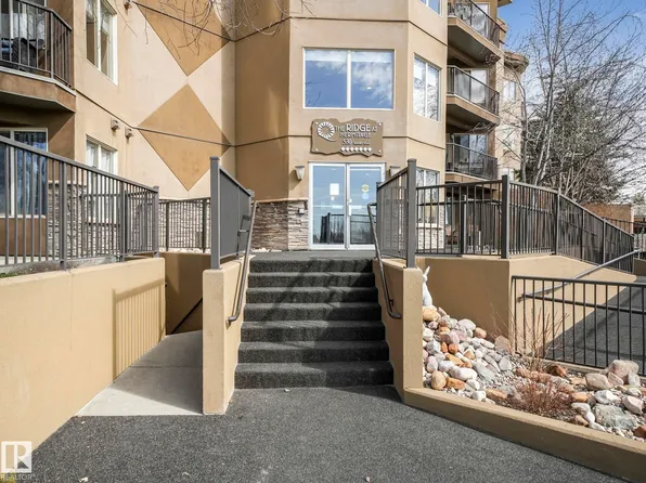 530 Hooke Rd NW #415, Edmonton, AB T5A 5J5