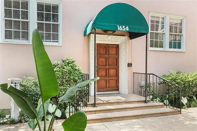 1654 Joseph St #B — Photo 2