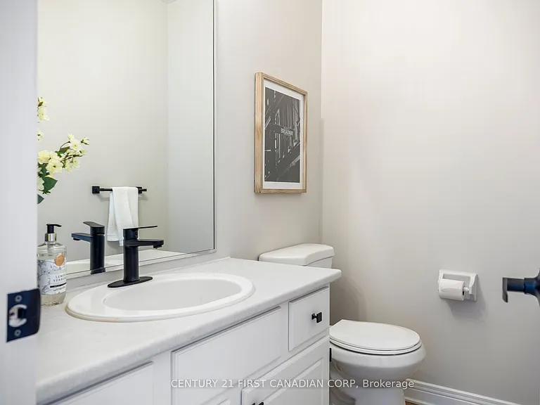 189 Homestead Cres #25 — Photo 9