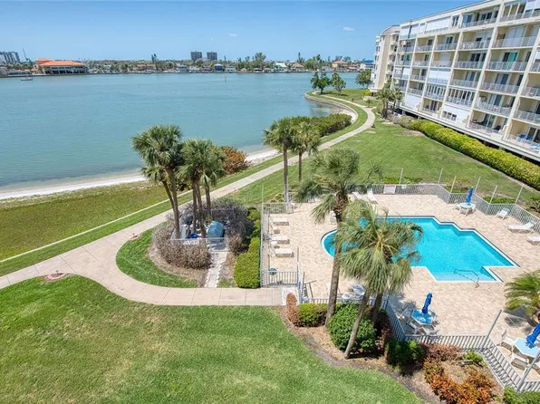 7872 Sailboat Key Blvd S APT 404, South Pasadena, FL 33707