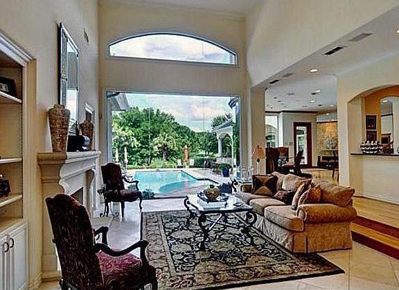 5th image of 6904 Saucon Valley Dr
