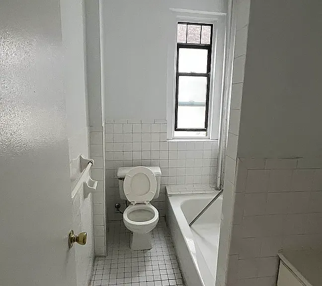 629 W 170th St #3E — Photo 3