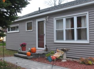 42 Jones Dr, Schenectady, NY 12309