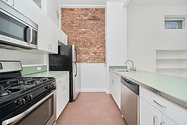 Rented by Living New York