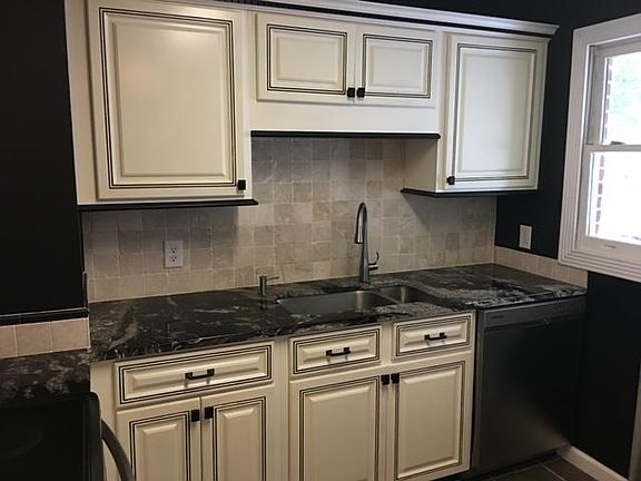 3rd image of 1454 Waccamaw Dr