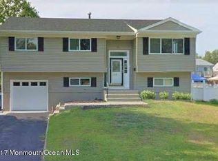 61 Virginia Ave, Hazlet, NJ 07730
