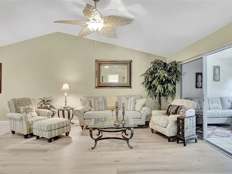 5899 Chanteclair Dr #226 — Photo 3