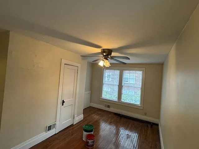 144 Stanley Ave — Photo 3