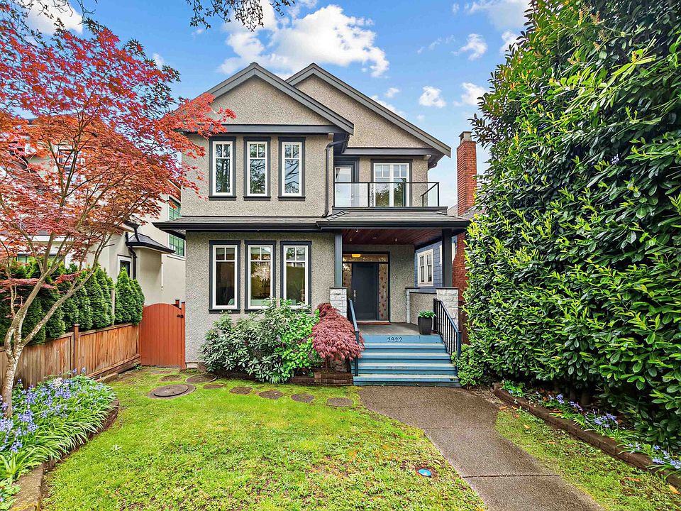1st image of 2922 W 41st Ave