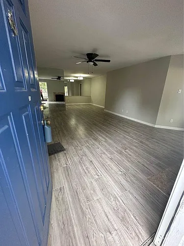 9700 Leawood Blvd Photo 1