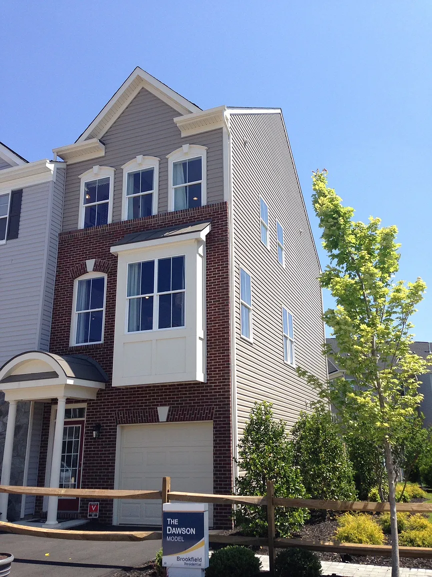 508 Oakwood Rd photo 1