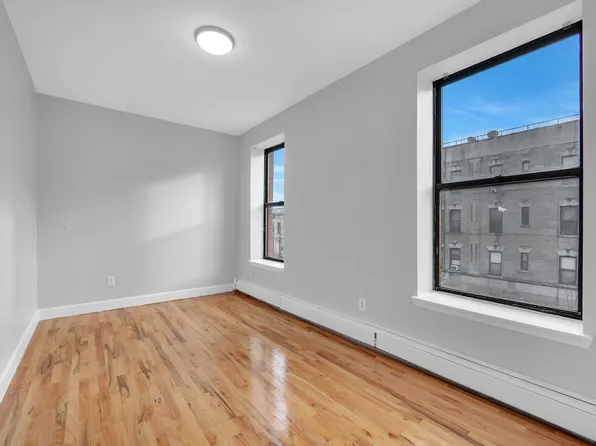 253 Albany Avenue image 11 of 13