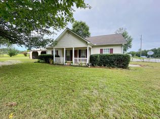 101 Holiday Rd, Franklin, GA 30217