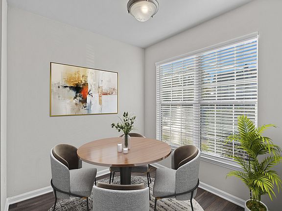 4th image of 1402 Bridford Pkwy #1408G