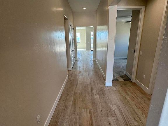 3rd image of 3471 Shawnee Ln