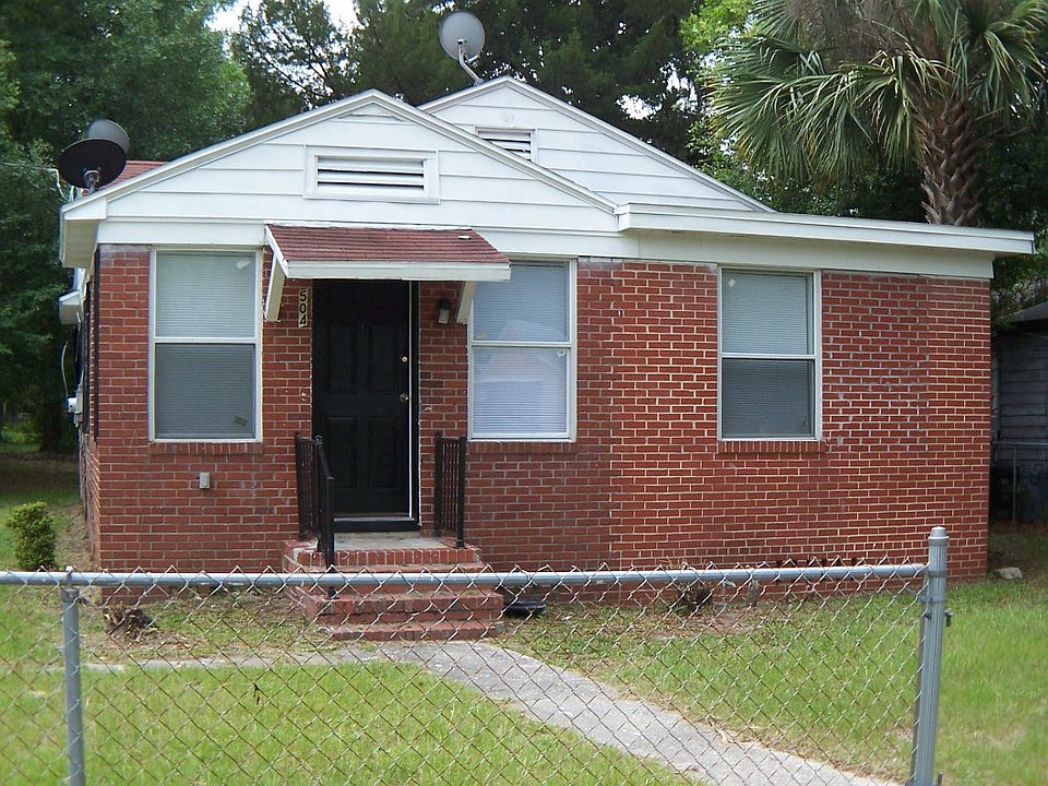 1st image of 504 W 66th St