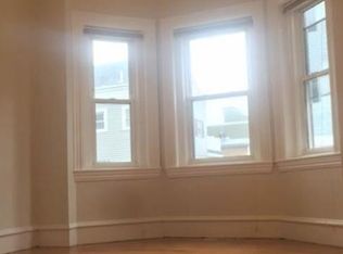 293 E St APT 1, Boston, MA 02127