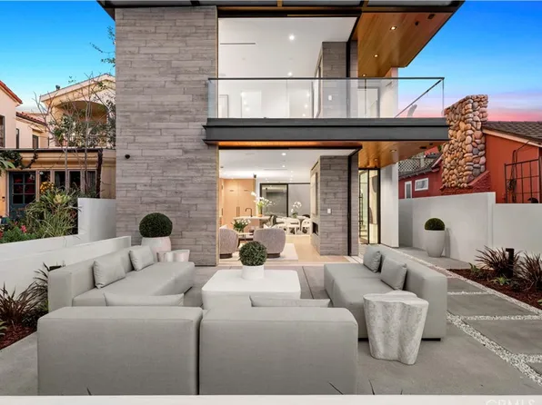 310 1/2 Heliotrope Ave, Corona Del Mar, CA 92625