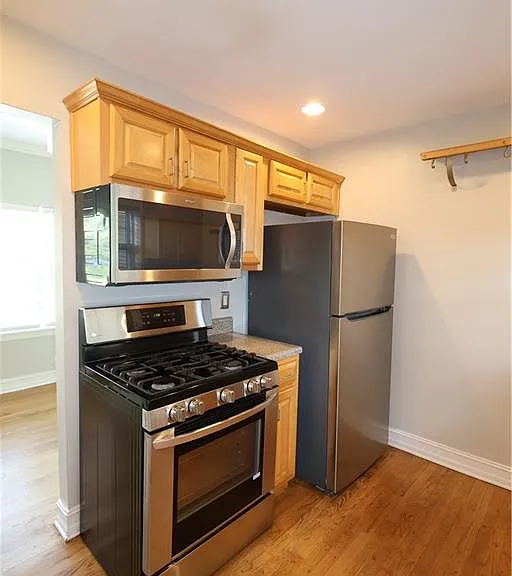 285 Oxford Pl NE #1 — Photo 3