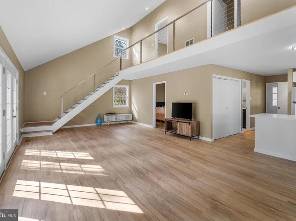 26 Castle Dr, Ocean Pines, MD 21811