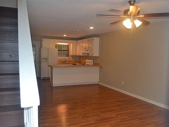 4th image of 1290 High Rd