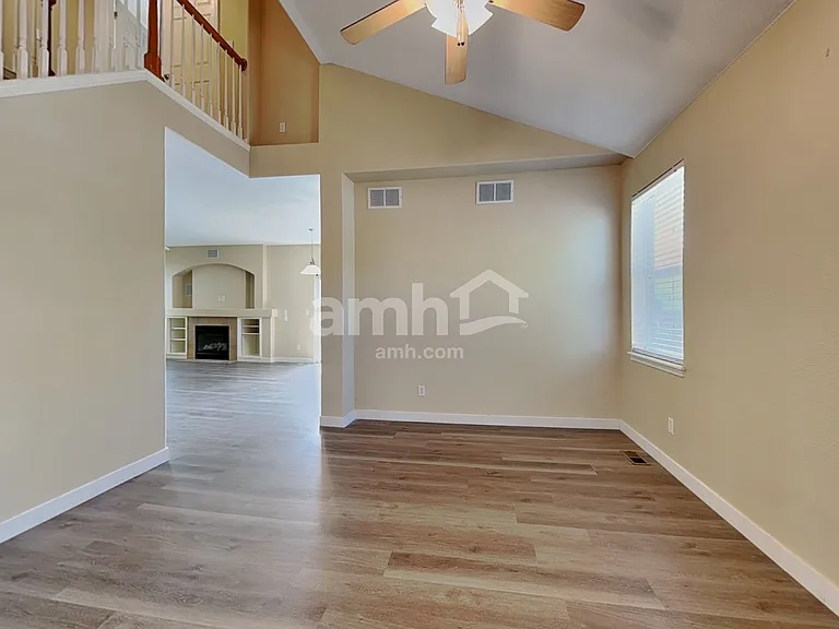9742 Jasper Dr — Photo 7