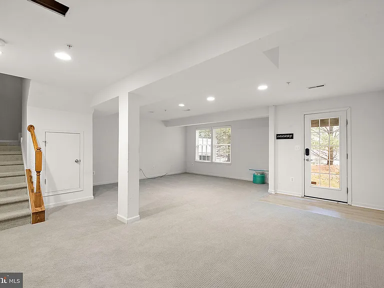 253 Tall Trees Cir — Photo 21