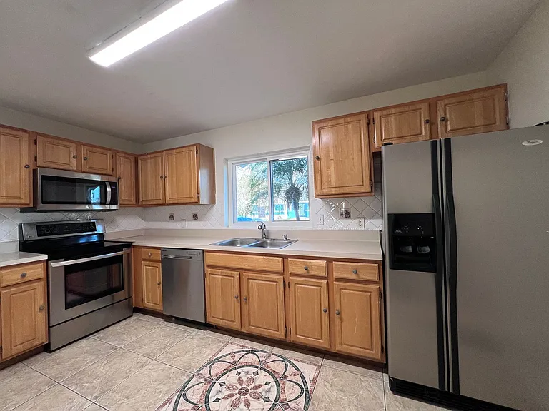 8330 Le Mesa St — Photo 9