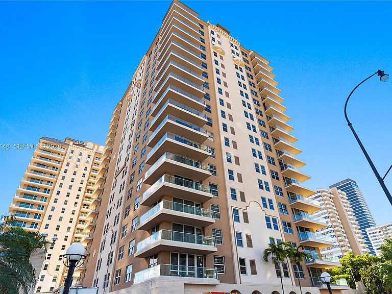 1920 S Ocean Dr #17D — Photo 38