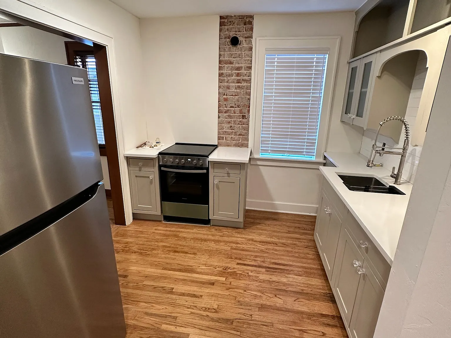 1 bed, 795 sqft, $1,000 — Photo 4
