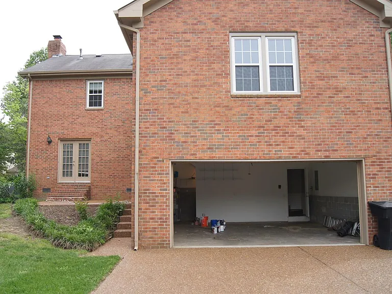 1144 Hunters Chase Dr — Photo 28