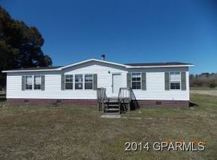 532 McLawhorn Ln, Vanceboro, NC 28586