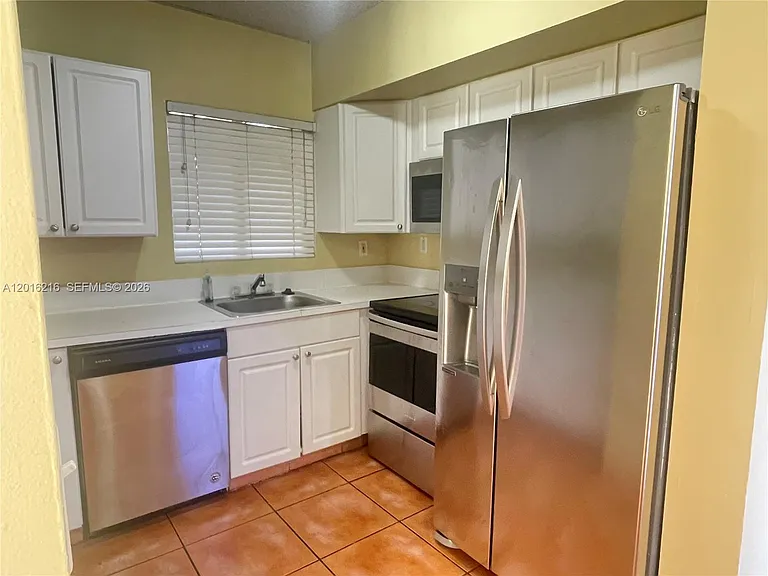6255 Kendale Lakes Cir #116 — Photo 6