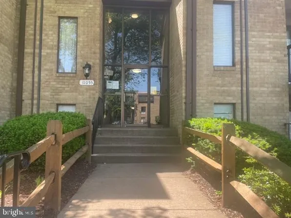 11055 Camfield Ct APT 203, Manassas, VA 20109