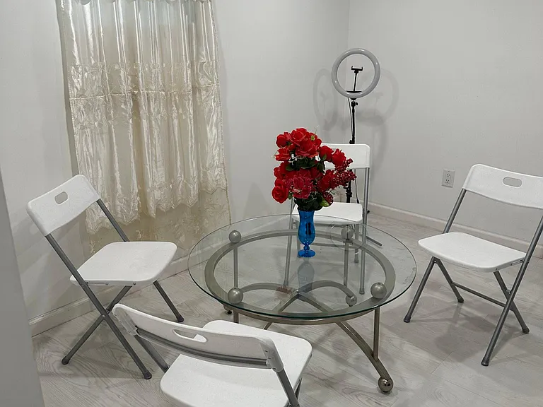 319 Kennedy Blvd #B — Photo 3