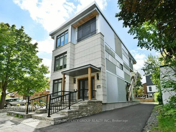 10 Chestnut St, Ottawa, ON K1S 0Z8