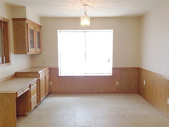 4th image of 2812 Socorro Ct