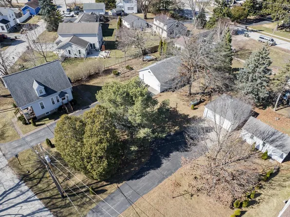 11458 W Church STREET, Franklin, WI 53132