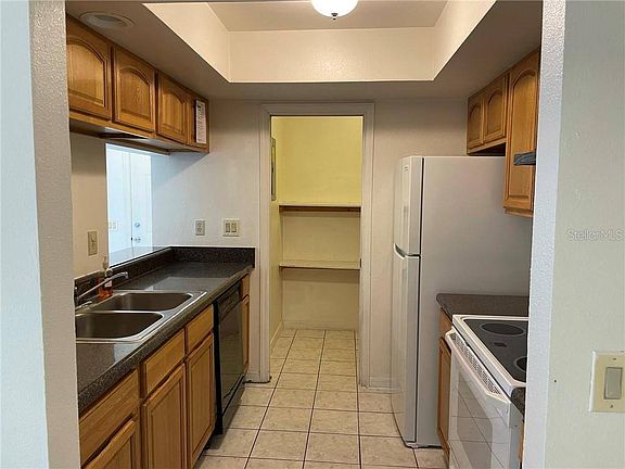5th image of 22278 Vick St #A113
