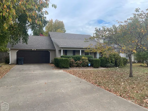 502 Greenmeadow Ln, Jonesboro, AR 72404
